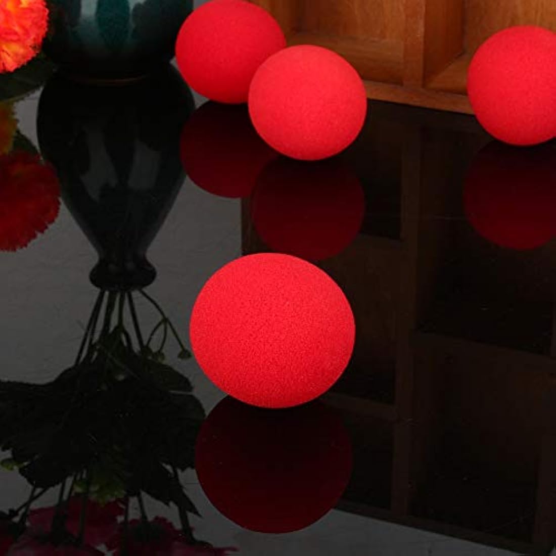Magic Sponge Balls – 10Pcs Soft Red Finger Trick Props