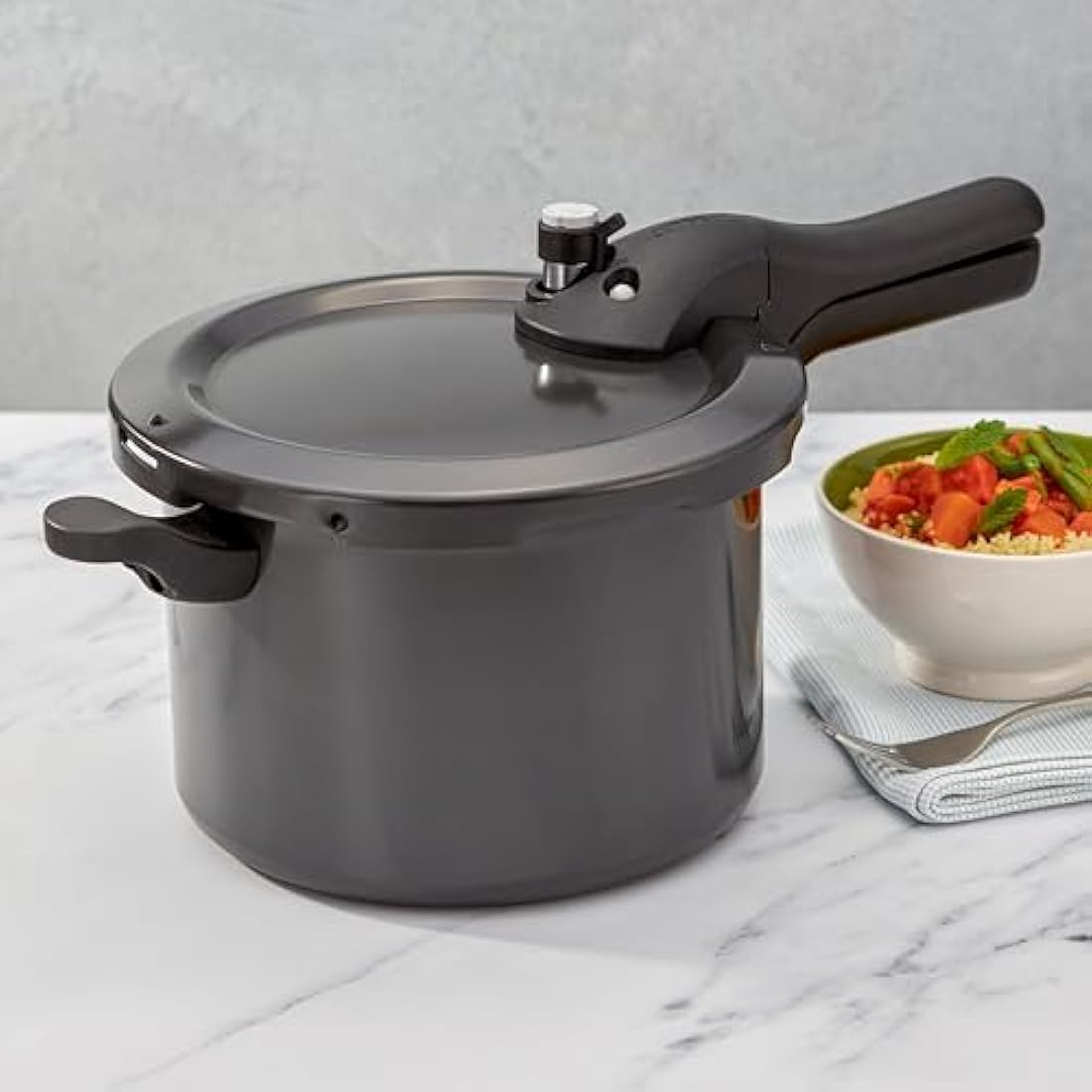 Judge Hard Anodised Pressure Cooker with Steamer Basket - 5L