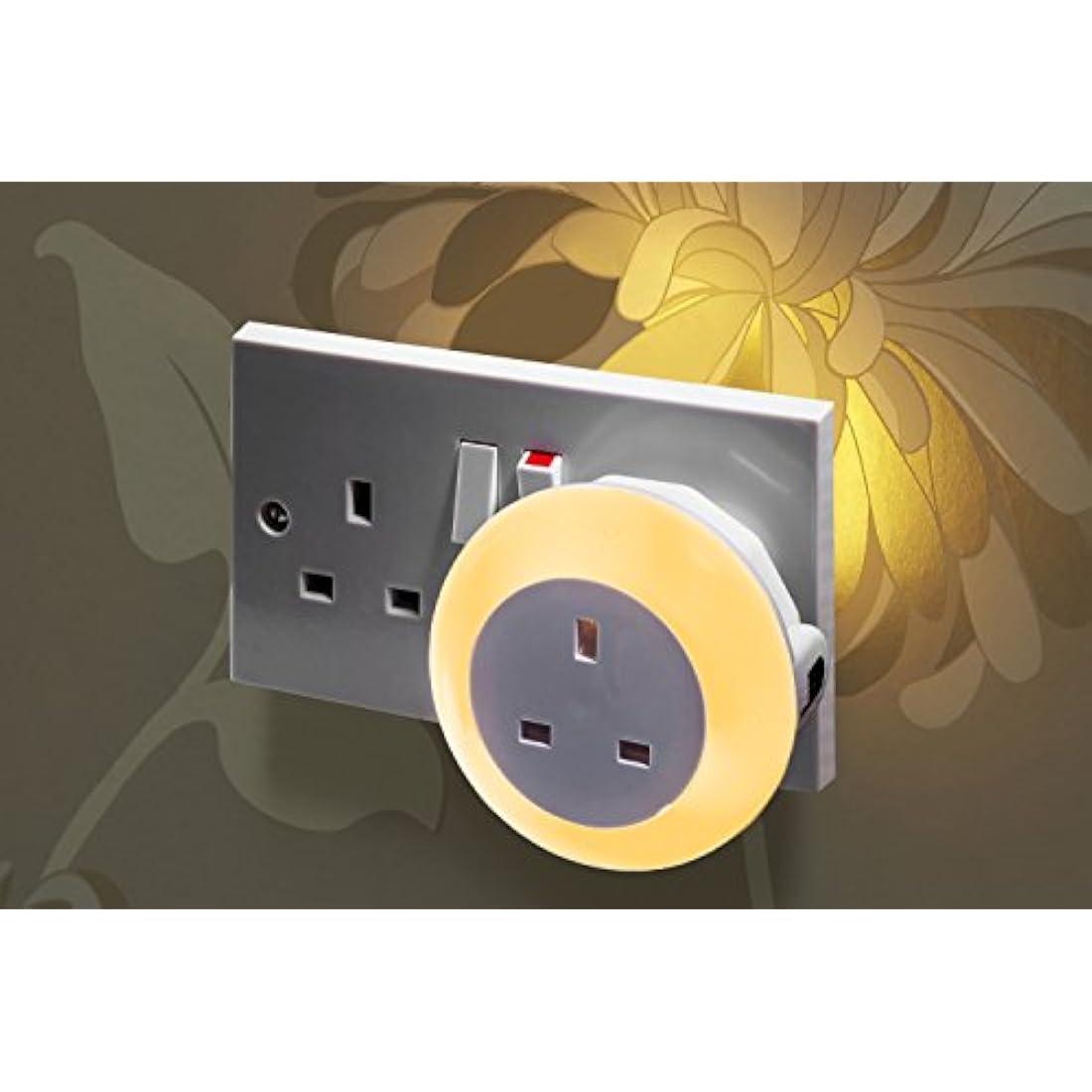 Auraglow LED Night Light | Plug Through Dusk Till Dawn Sensor - 3 Colour