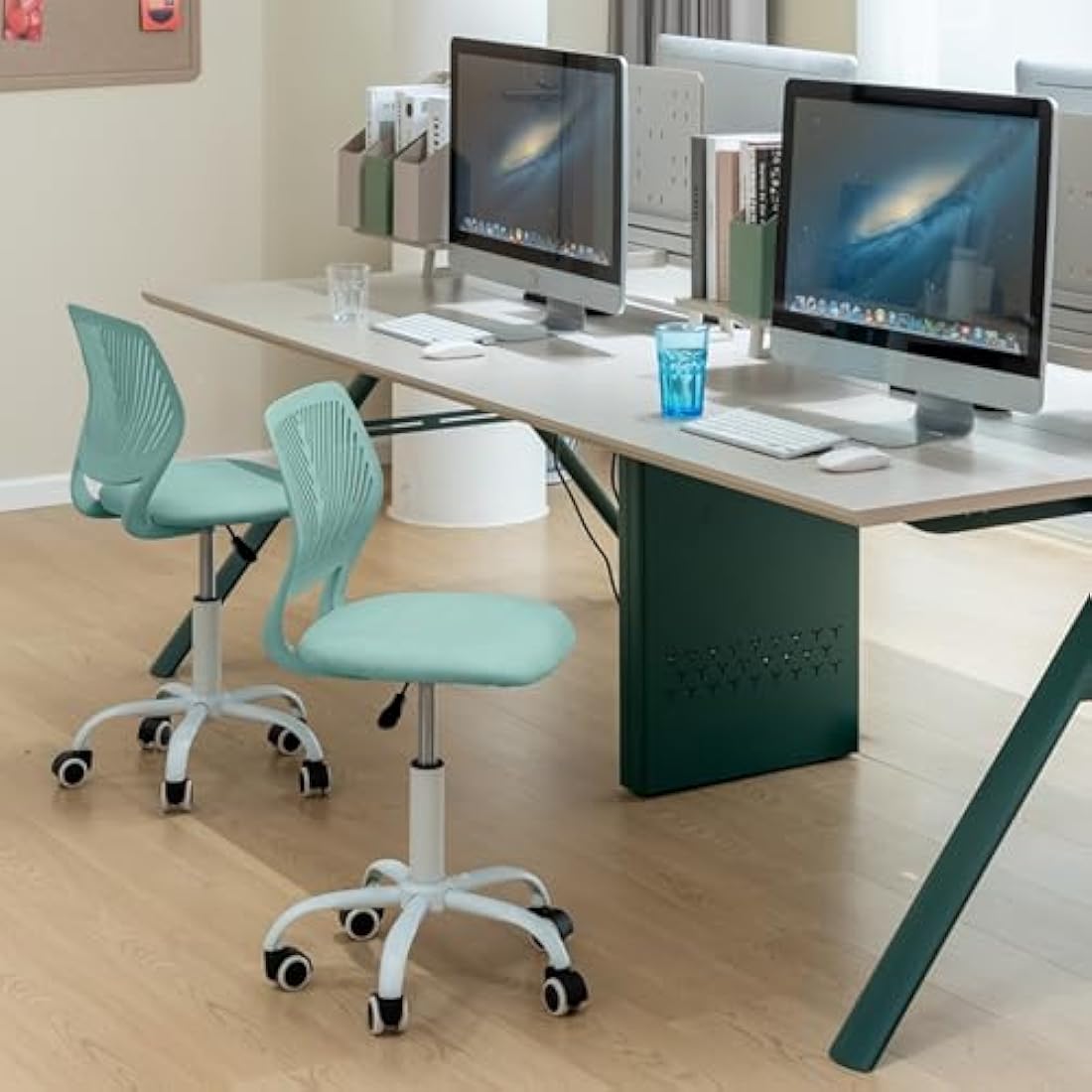 Ergonomic Swivel Desk Chair | Linen Fabric, Cactus Green