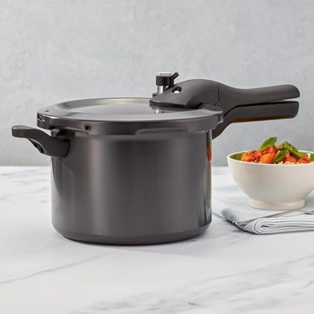 Judge Hard Anodised Pressure Cooker with Steamer Basket - 5L