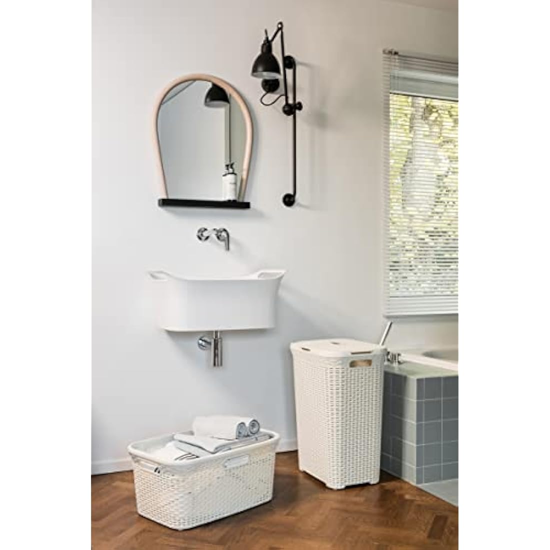 Curver 60L Laundry Hamper – Rattan Style Bathroom Storage, Vintage White