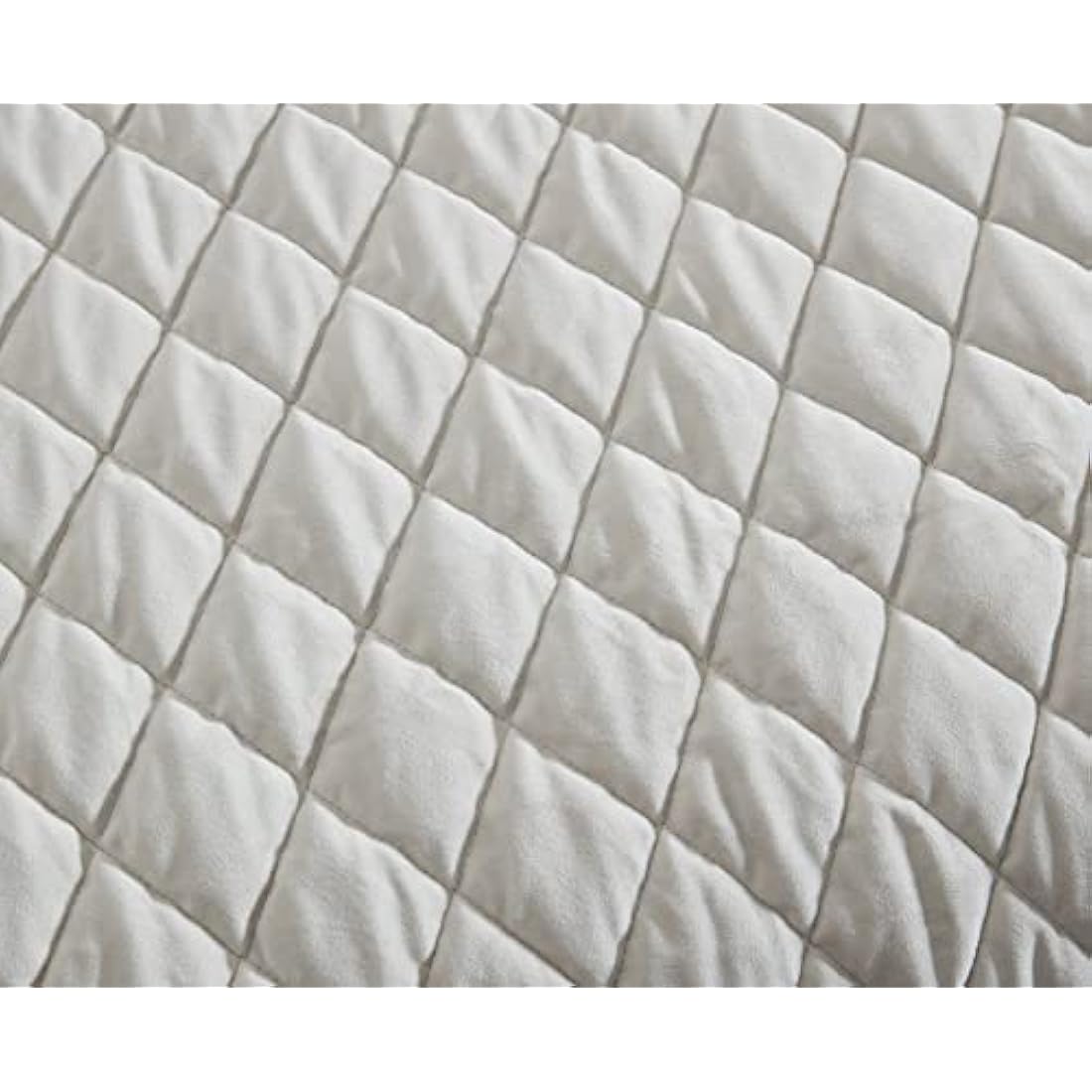 Vera Wang Velvet Quilt Set – Luxury Diamond Stitch Bedding, Ivory, Queen