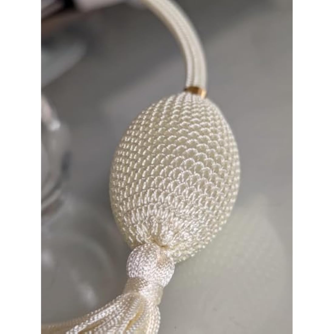 78ml Glass Perfume Atomizer Bottle with Ivory Tassel & Funnel