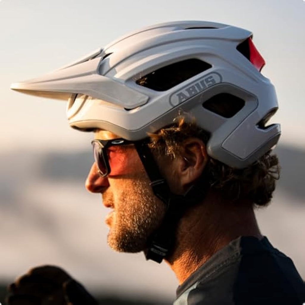 ABUS CliffHanger MTB Helmet – Vented Trail Bike Helmet with Fidlock