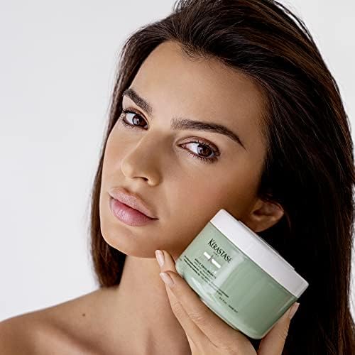 Kérastase Specifique Purifying Cleansing Clay Shampoo for Oily Roots – 250ml