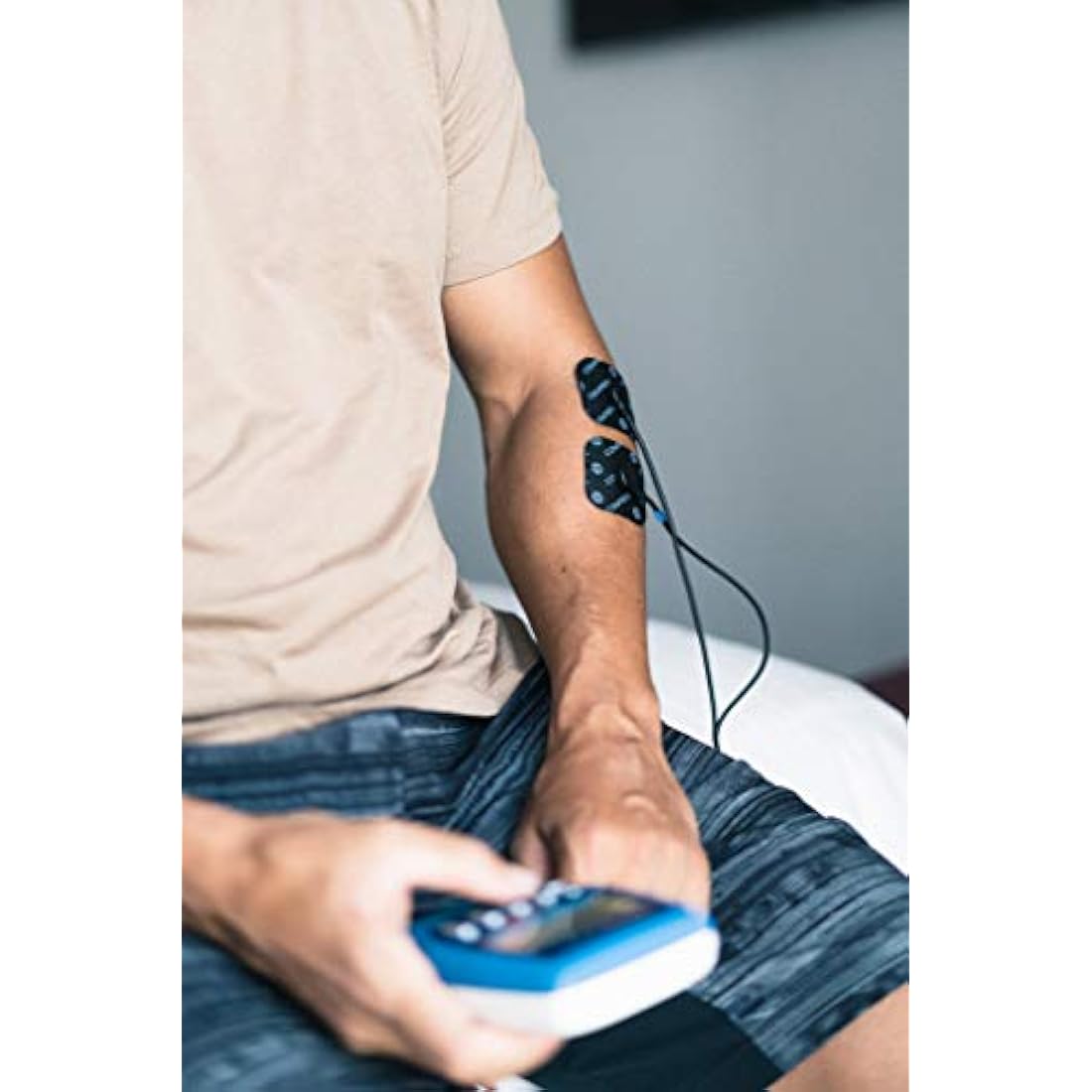 Compex FIT 1.0 Muscle Stimulator | 10-Program TENS Device - Blue
