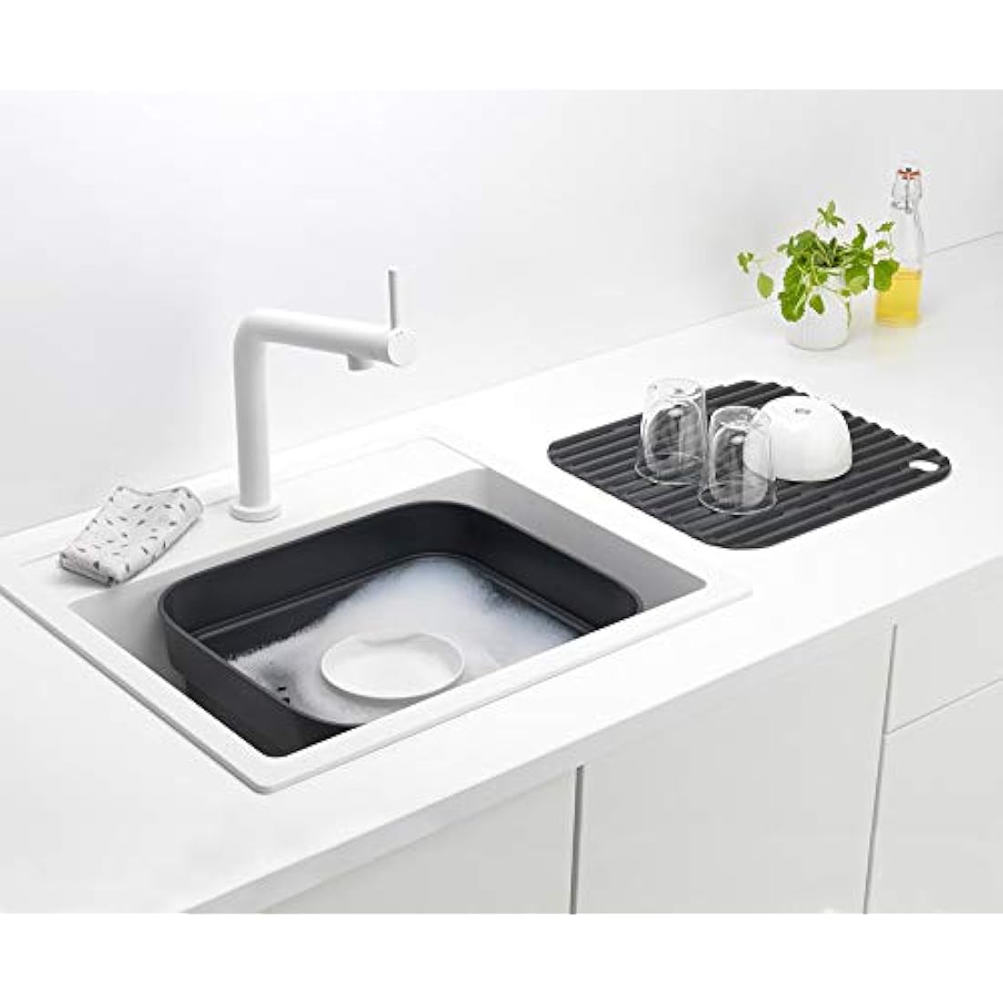 Brabantia Washing Up Bowl with Draining Tray – Dark Grey Sink Basin