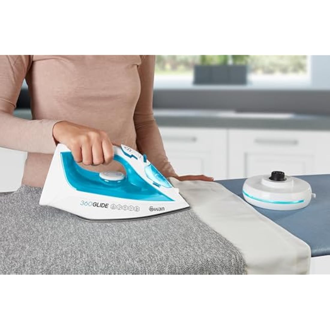 Swan 2-in-1 Cordless Steam Iron | 2800W Ceramic Soleplate – Blue