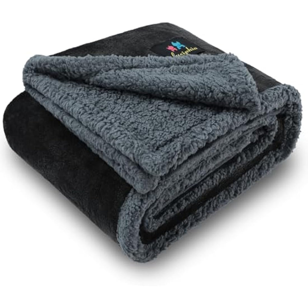 Luciphia Waterproof Dog Blanket – XL Reversible Sherpa Fleece Grey