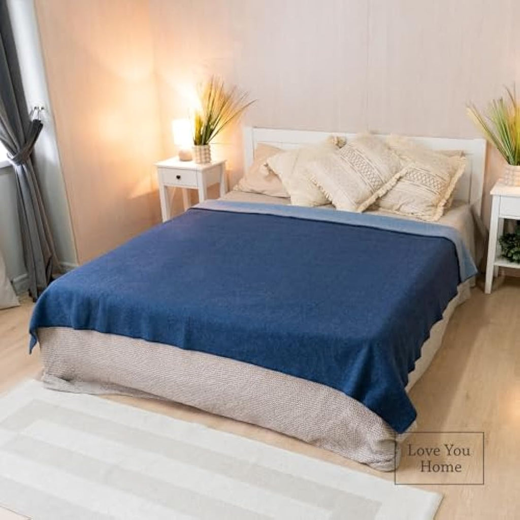 Merino Wool Travel Blanket – Warm Outdoor Camping Throw