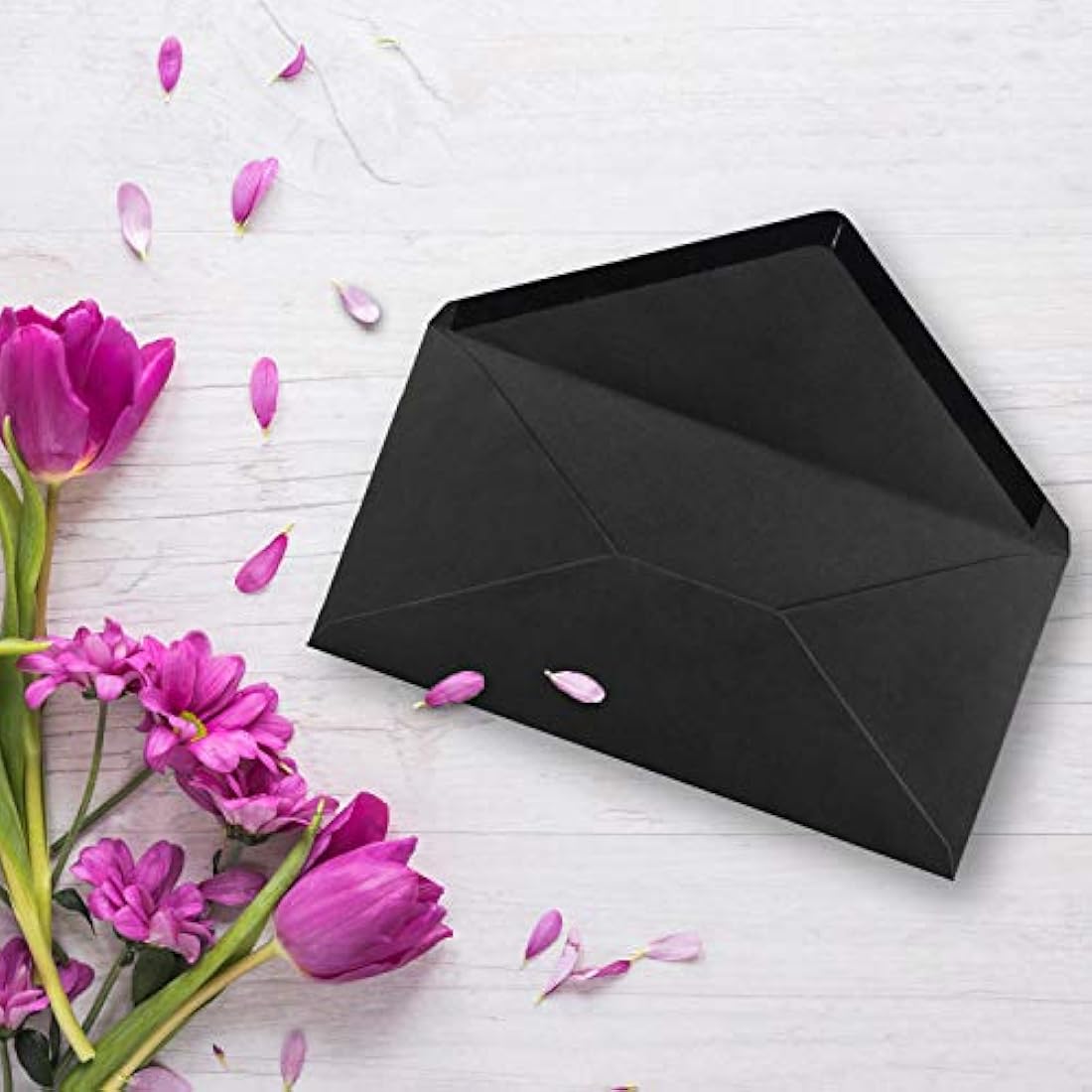 Gustav Neuser Black DL Envelopes – 110x220mm Gummed Paper – 150 Pack