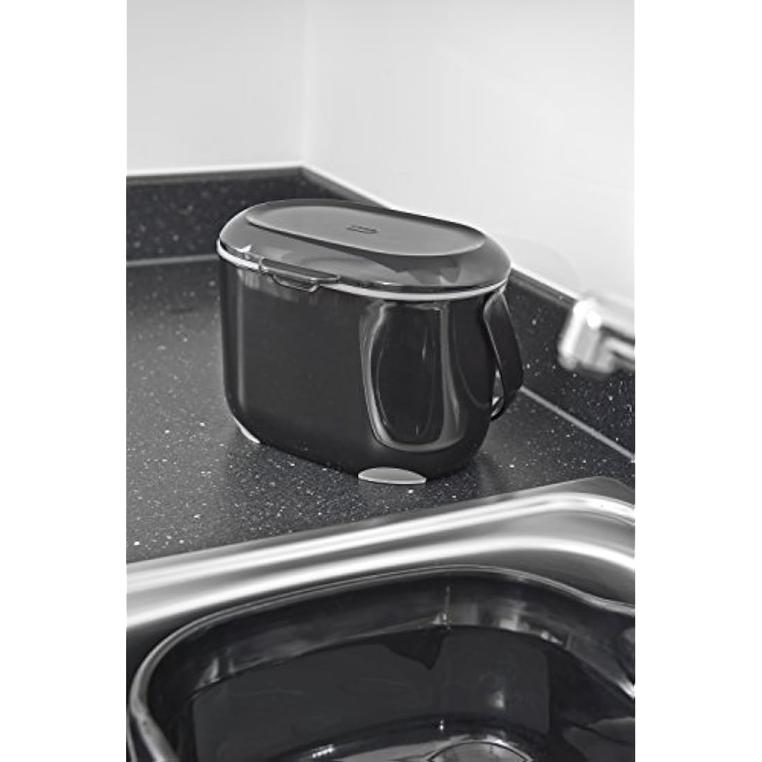 Addis 2.5L Kitchen Compost Caddy – Food Waste Bin with Inner Bucket