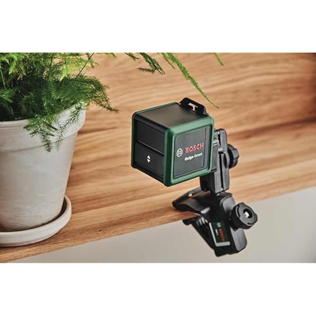 Bosch Quigo Green Cross Line Laser Level – 12m Range with MM 2 Clamp