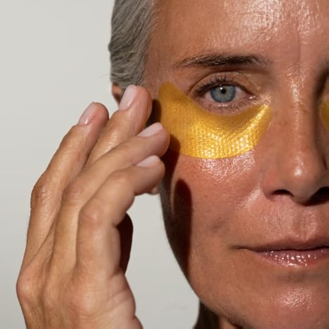 DAY+ Anti-Aging Eye Patches with Hyaluronic Acid & Provitamin B5 - 3 Pairs