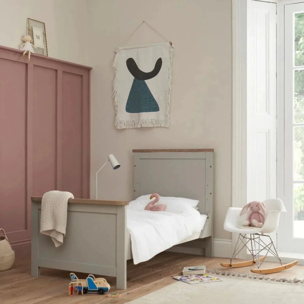 Tutti Bambini Verona Cot Bed - Dove Grey/Oak