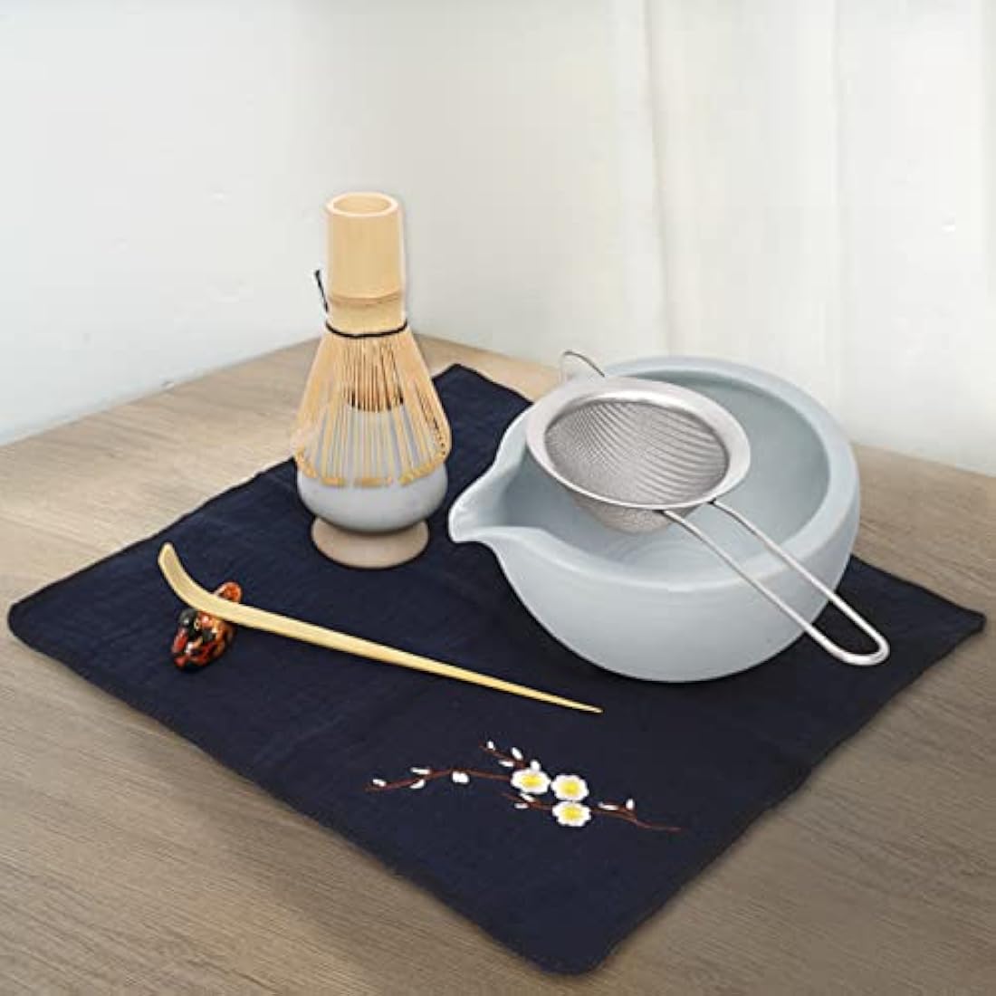 Artcome Matcha Ceremony Kit – Bamboo Whisk and Pottery Bowl with Spout