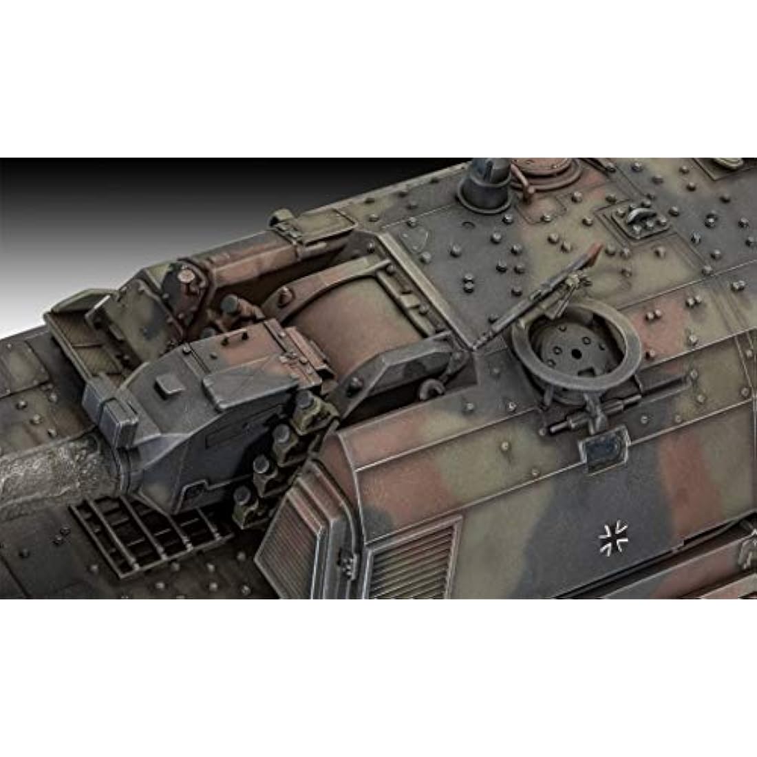 Revell Panzerhaubitze 2000 1:35 Scale Plastic Military Model Kit
