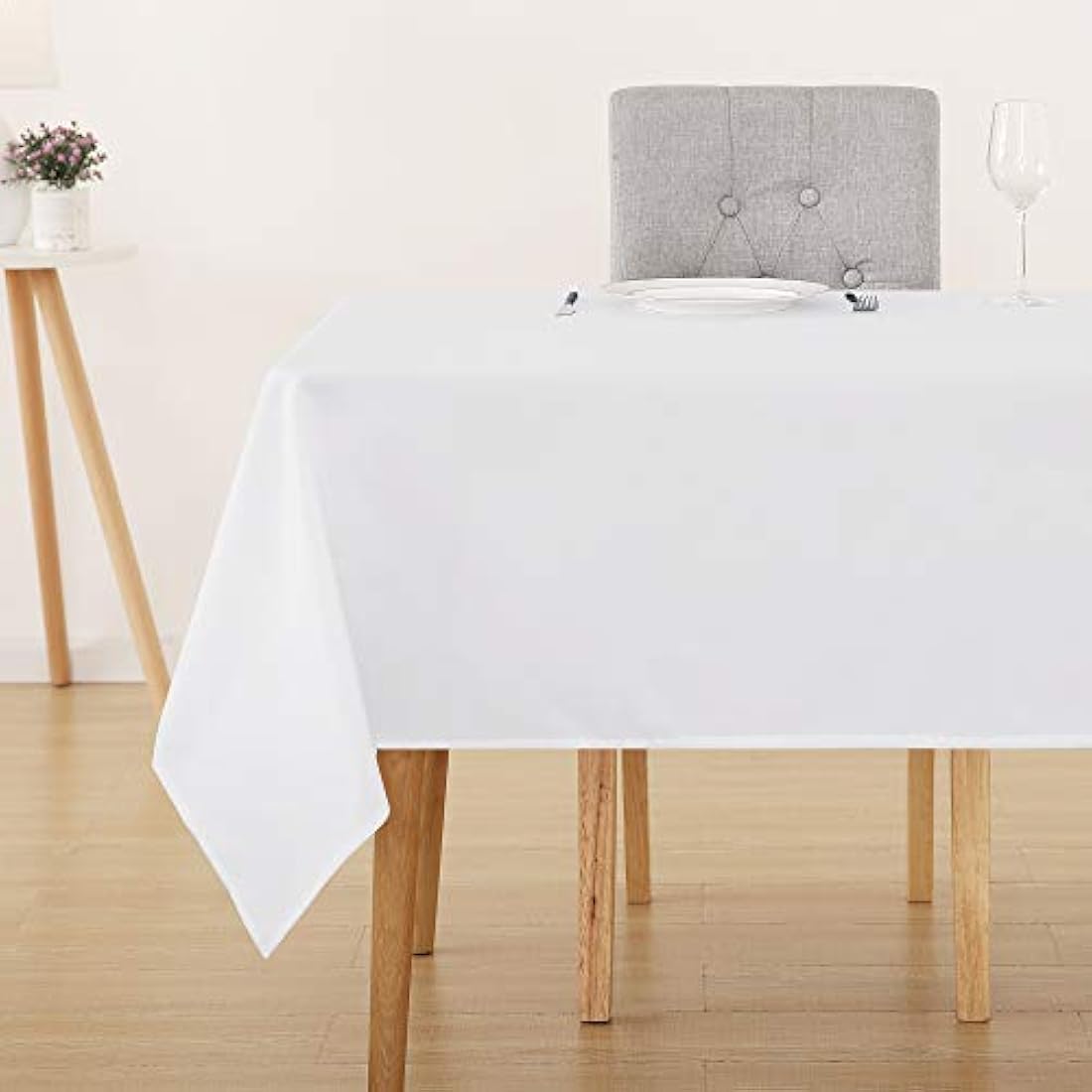 Deconovo Waterproof Oxford Tablecloth – Wipeable White Rectangle Cover