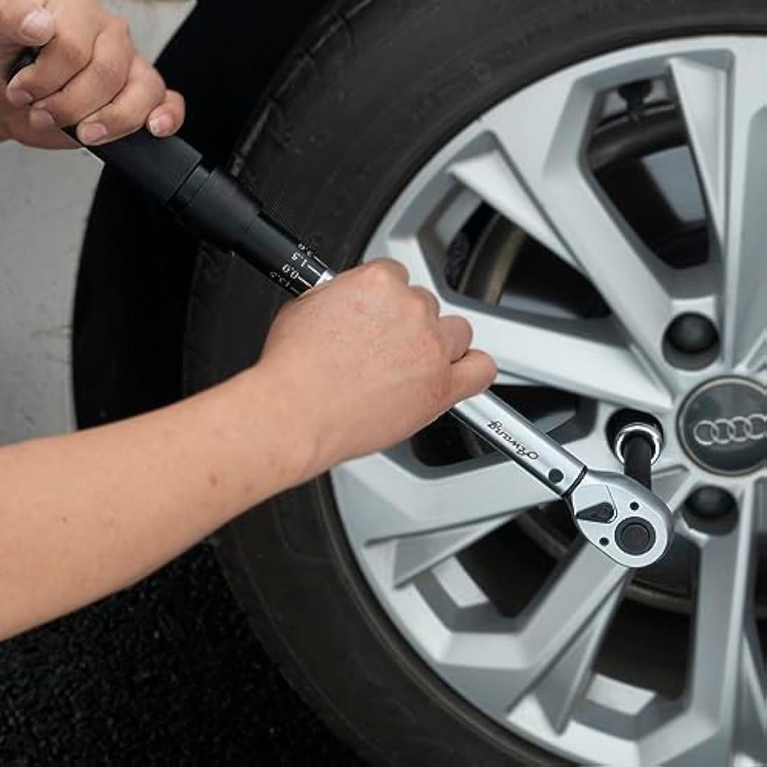 Awang 1/2-Inch Drive Click Torque Wrench Set | 25-220Nm Cr-V Steel
