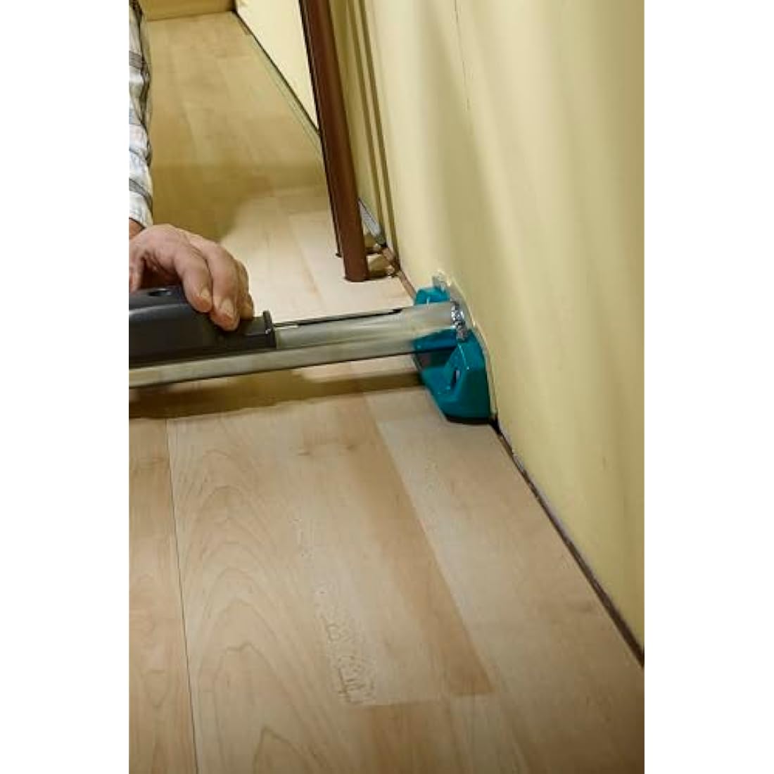 Wolfcraft 3-in-1 Hammer Pulling Ledge for Laminate and Parquet