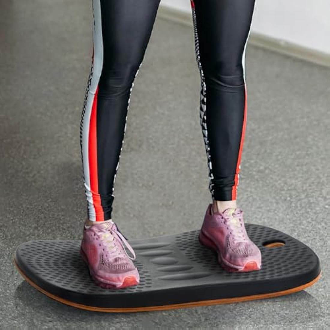 Balance Board ACTIV – Ergonomic PU Foam & Wood Trainer