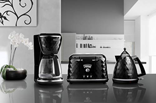 De'Longhi Brilliante 4-Slice Toaster | Black Faceted Design | CTJ4003BK