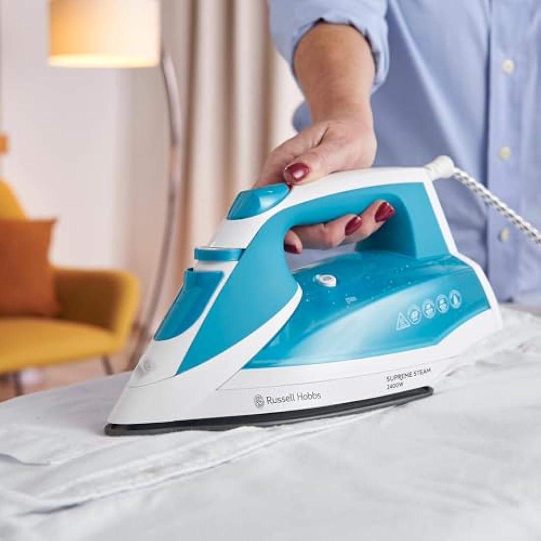 Russell Hobbs Supreme Steam Iron – 2400W Stainless Steel Soleplate