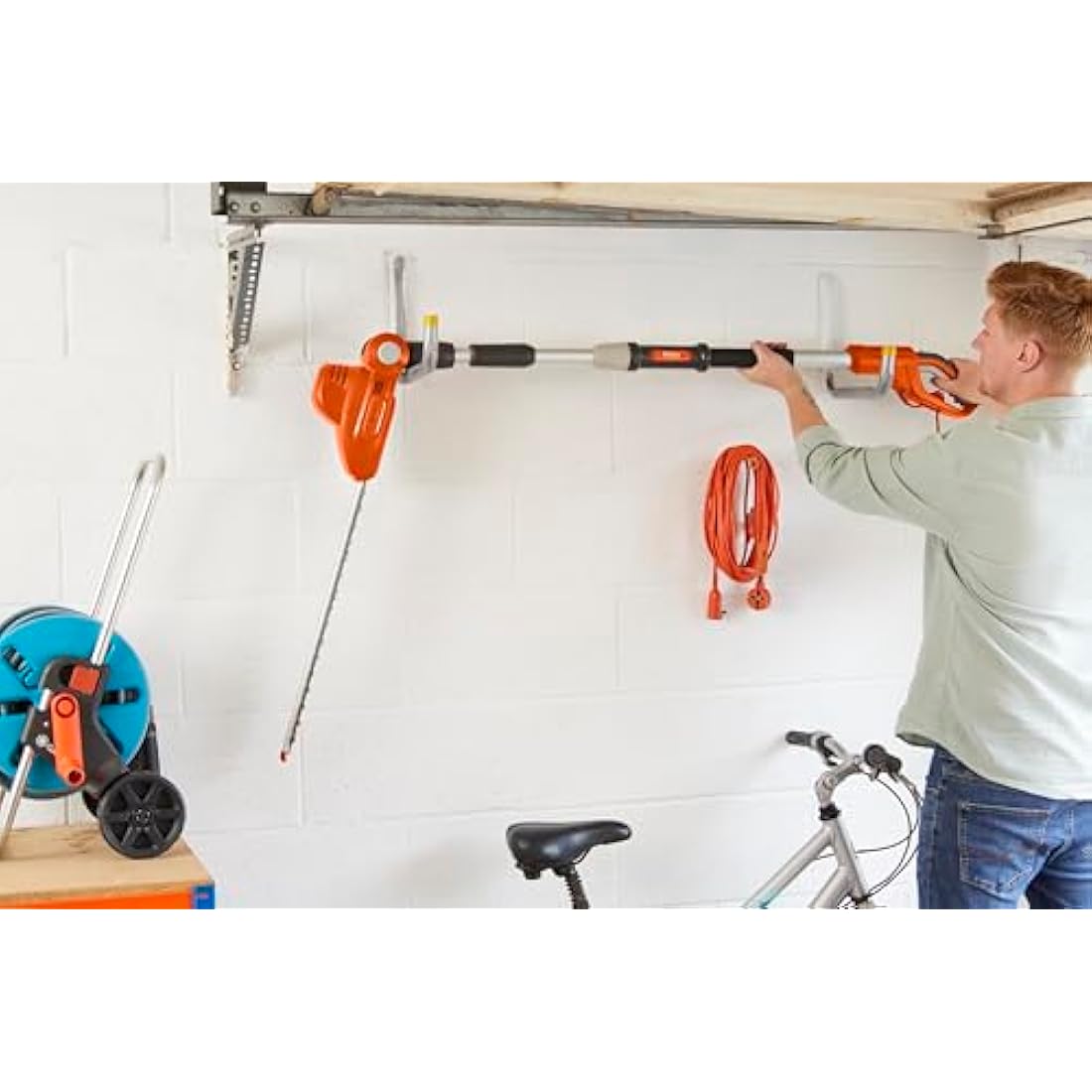 Flymo EasiCut Reach 480 Electric Hedge Trimmer – 500W Telescopic