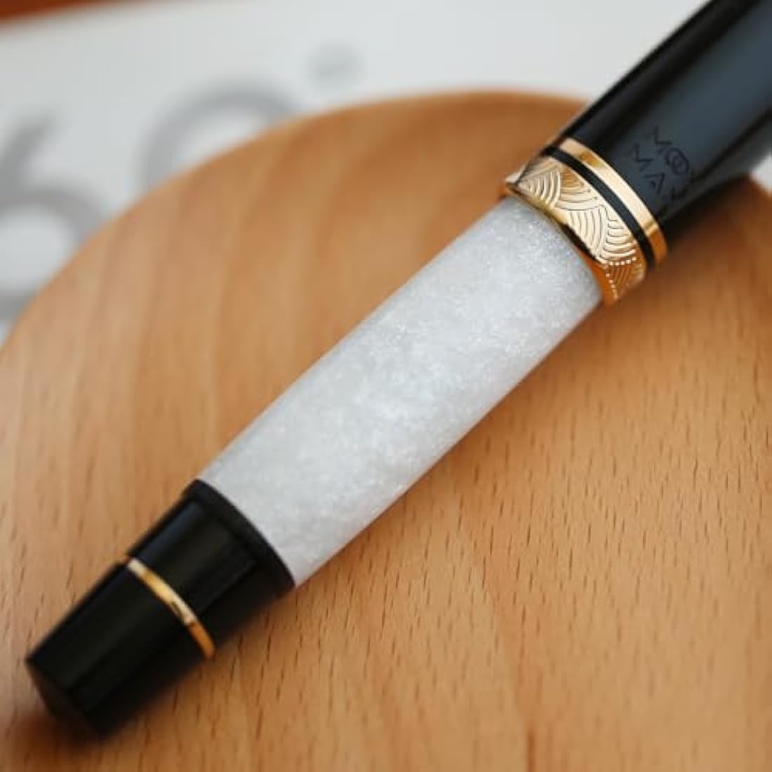 Majohn P139 Piston Fountain Pen – Large Capacity Resin Medium Nib