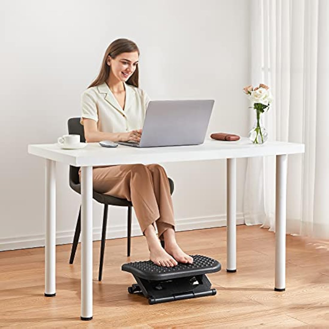 HUANUO Ergonomic Under Desk Footrest | Adjustable Height & Massage