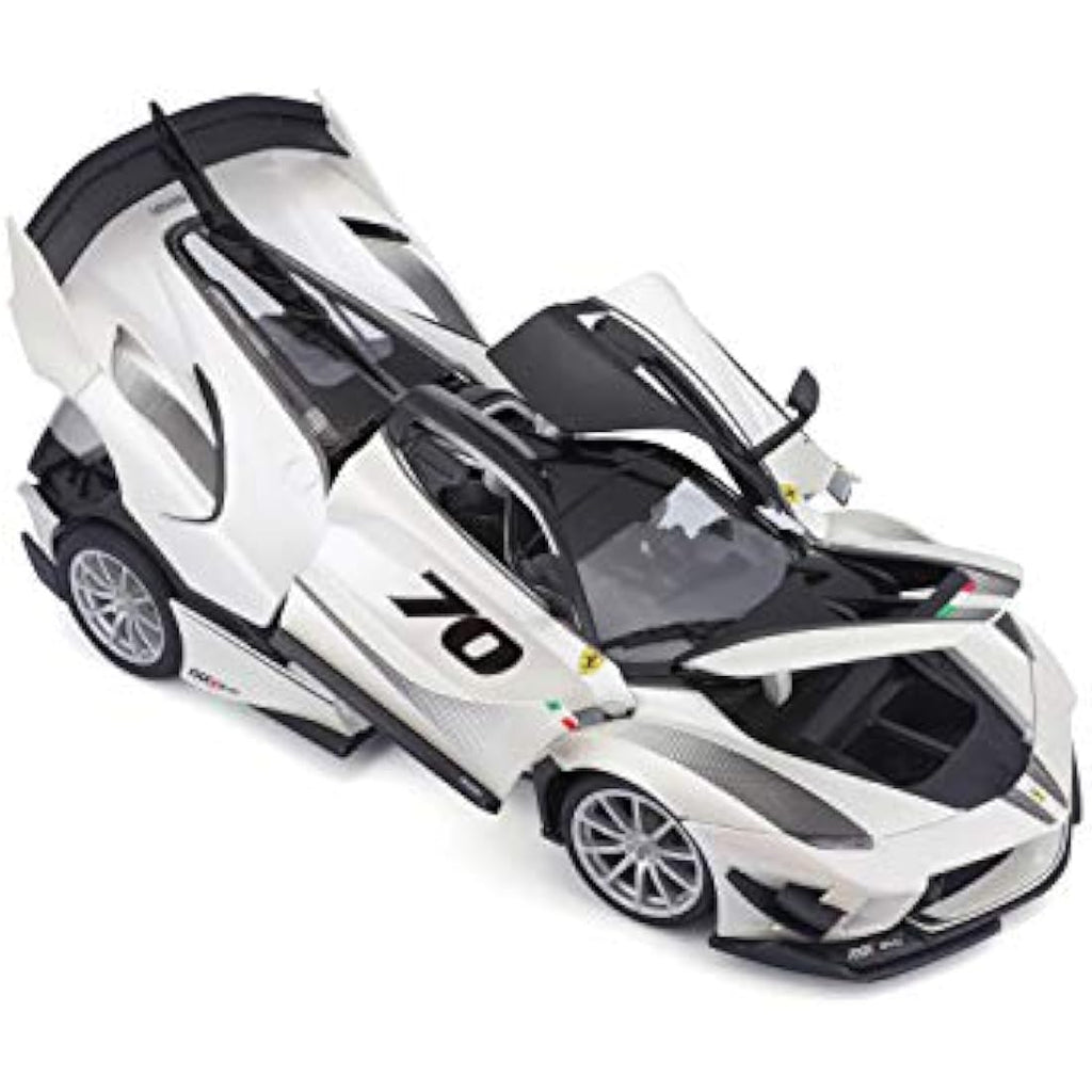 Bburago Ferrari FXX K Evoluzione Diecast Model Car – 1:18 Scale Replica