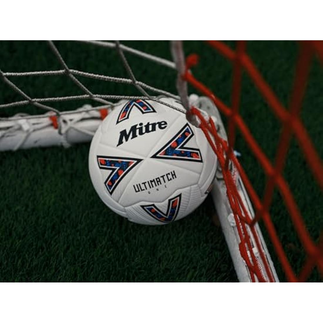 Mitre Ultimatch Football – FIFA Basic Approved All-Weather Match Ball