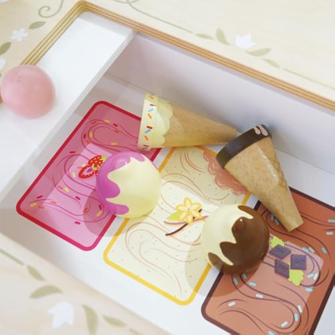 Le Toy Van Wooden Ice Cream Trolley – Kids Pretend Play Food Set