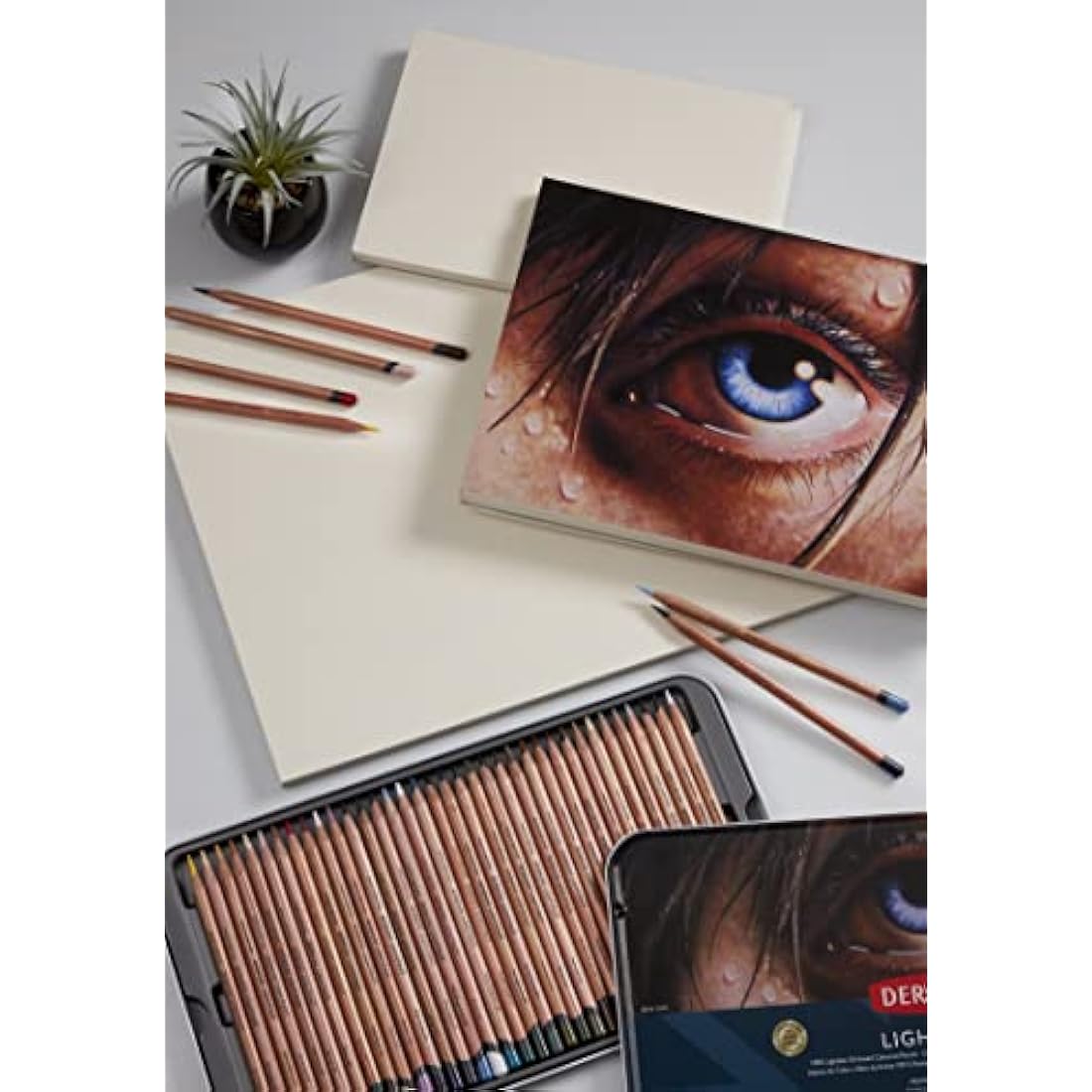 Derwent Lightfast Paper Pad | 9x12 Inch 300gsm Hot Press Cotton Paper