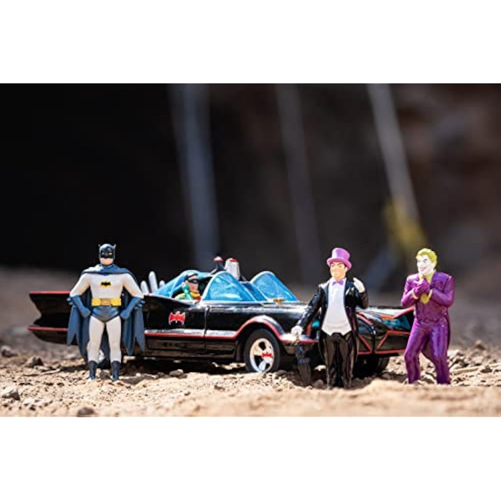 DC Comics 1966 Batmobile 1:24 Die-Cast Car with 4 Figures