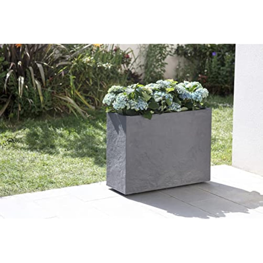 EDA Volcania Loft L Planter – Pebble Grey Stone Effect, 46L