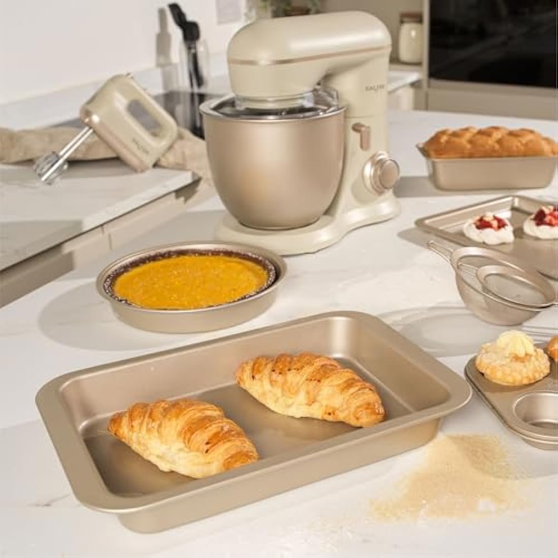 Salter Bakes Electric Hand Mixer – 5 Speed Whisk with 5 Attachments