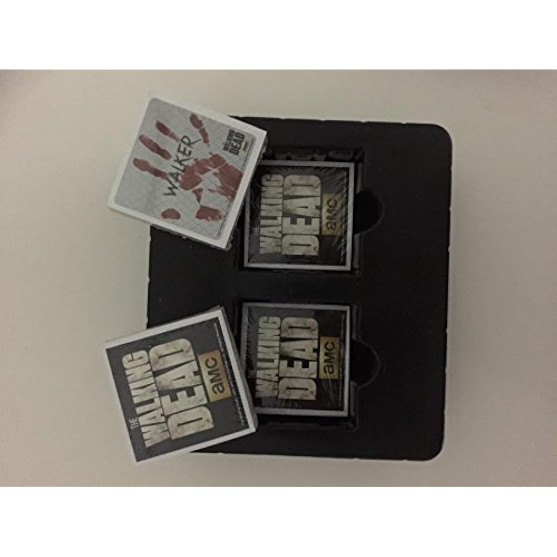 The Walking Dead Trivia Card Game by Cardinal - AMC TV Series Edition