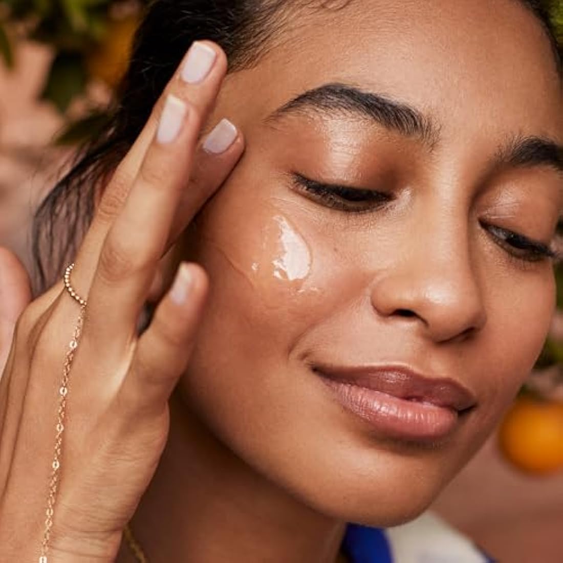 whind Oasis Fresh Vitamin C & Niacinamide Facial Cleanser - 120ml