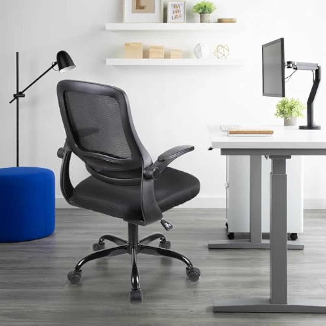 T-THREE Ergonomic Mesh Office Chair – Swivel Desk Seat with Lumbar Support