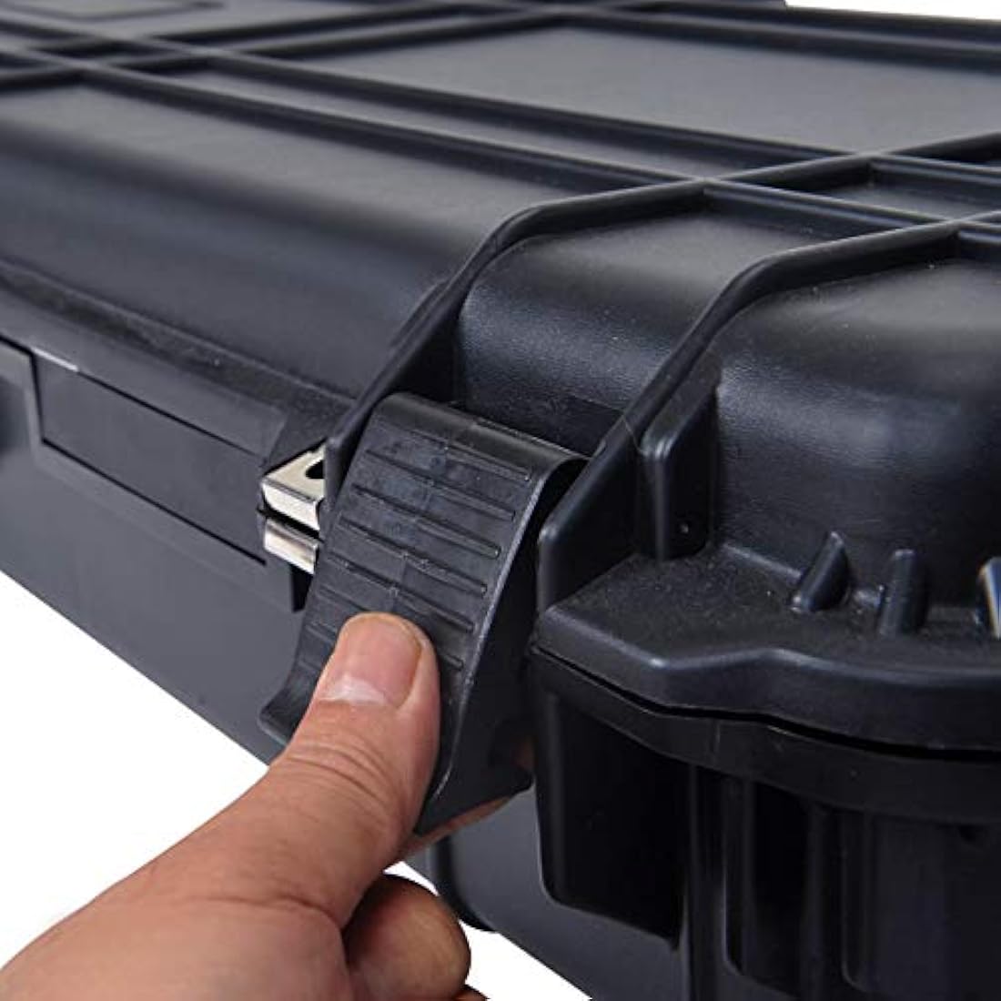 MEIJIA Waterproof Rolling Hard Rifle Case with Customizable Foam