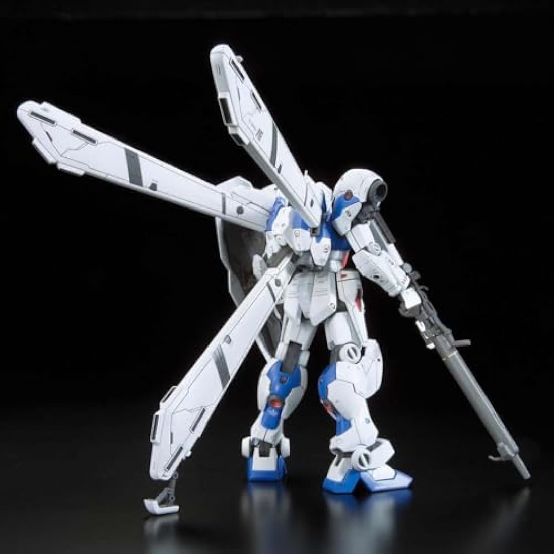 Bandai Gundam GP04G Gerbera 1/100 Scale Model Kit – Stardust Memory