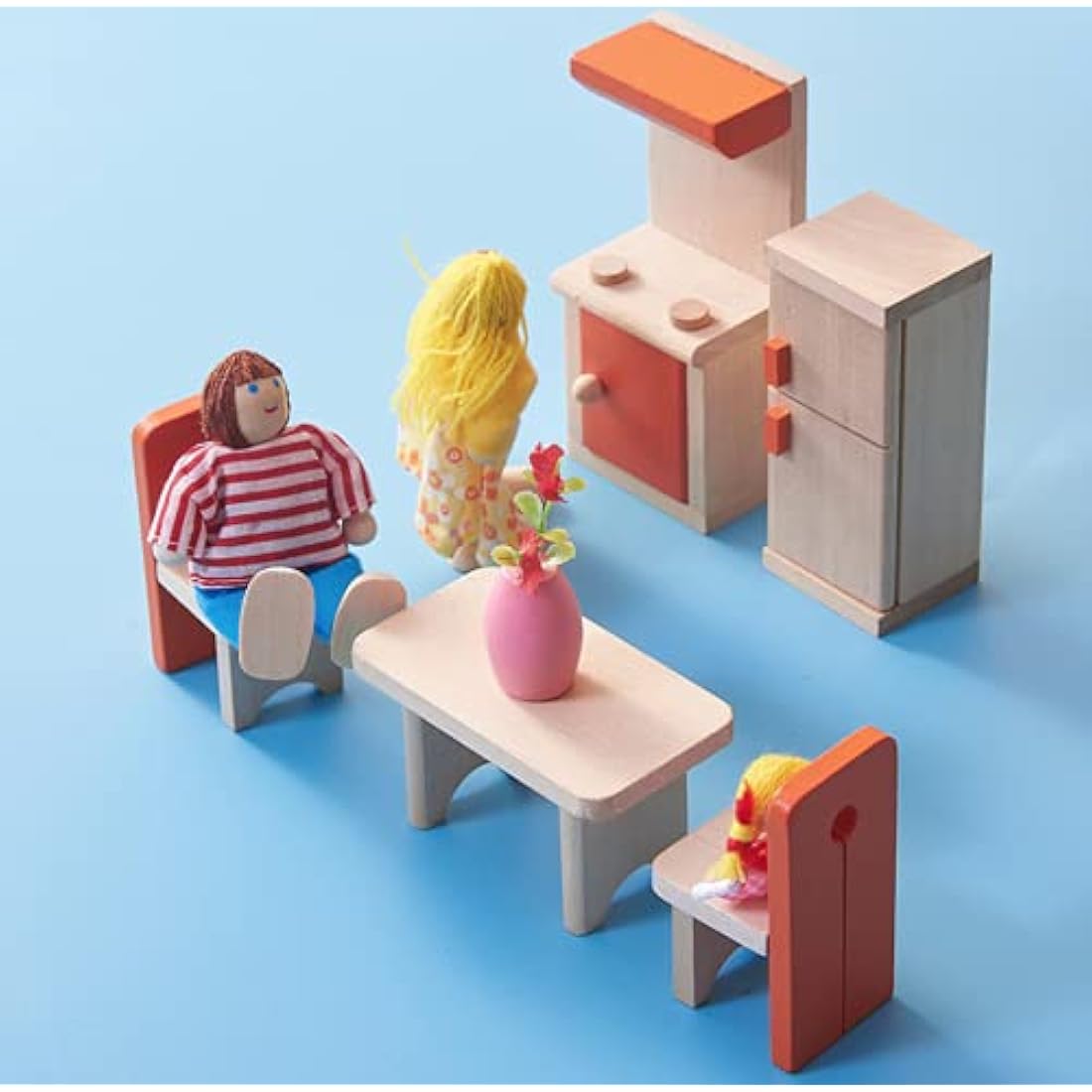 Wooden Dollhouse Furniture Set - 5 Rooms and 7 Dolls