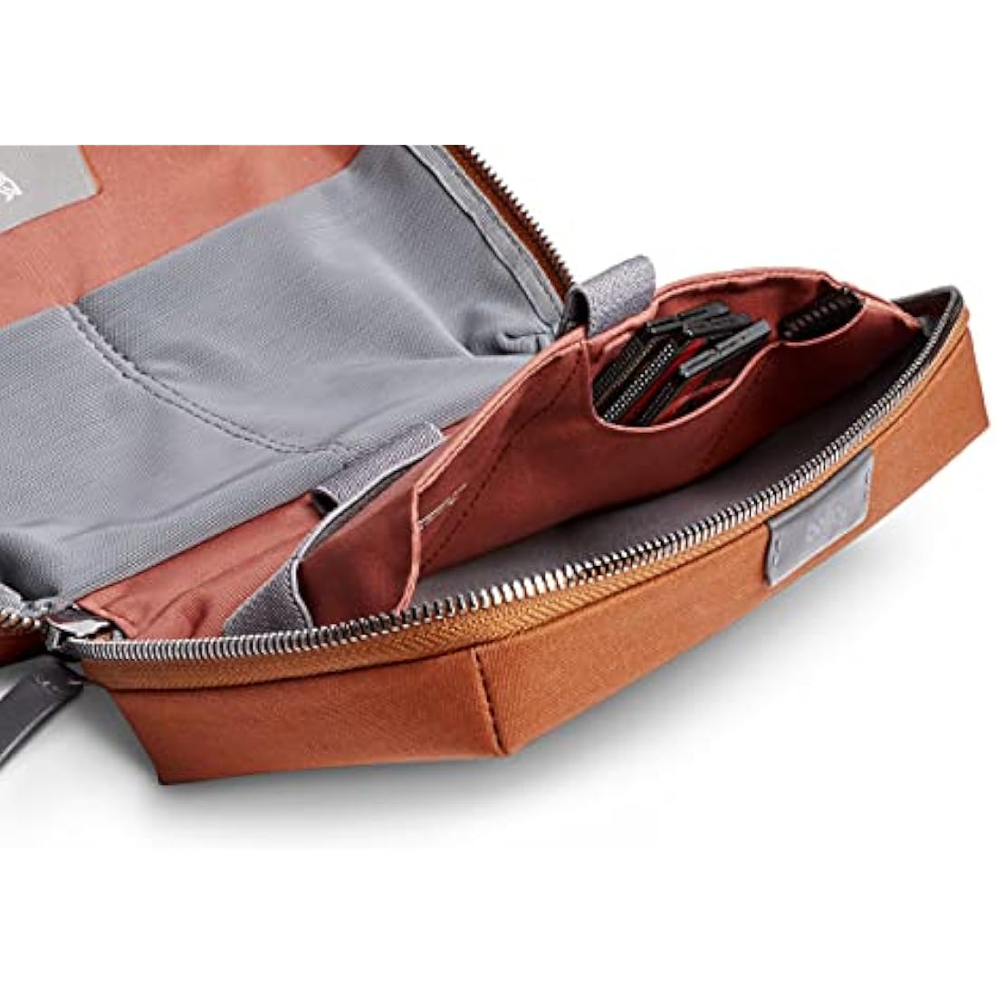 Bellroy Tech Kit – Recycled Water-Resistant Electronics Organizer (Bronze)