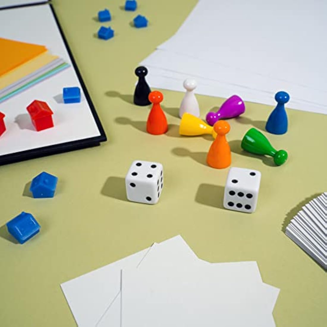 Apostrophe Games Create Your Own Opoly Board Game – Blank DIY Game Kit