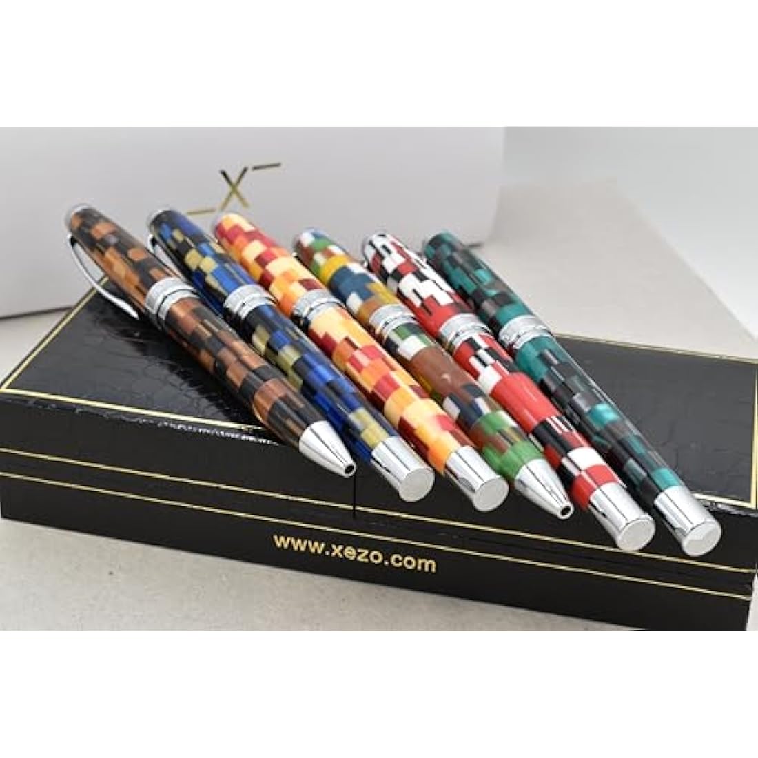 Xezo Urbanite II Fountain Pen – Red Checkered Acrylic, Medium Nib