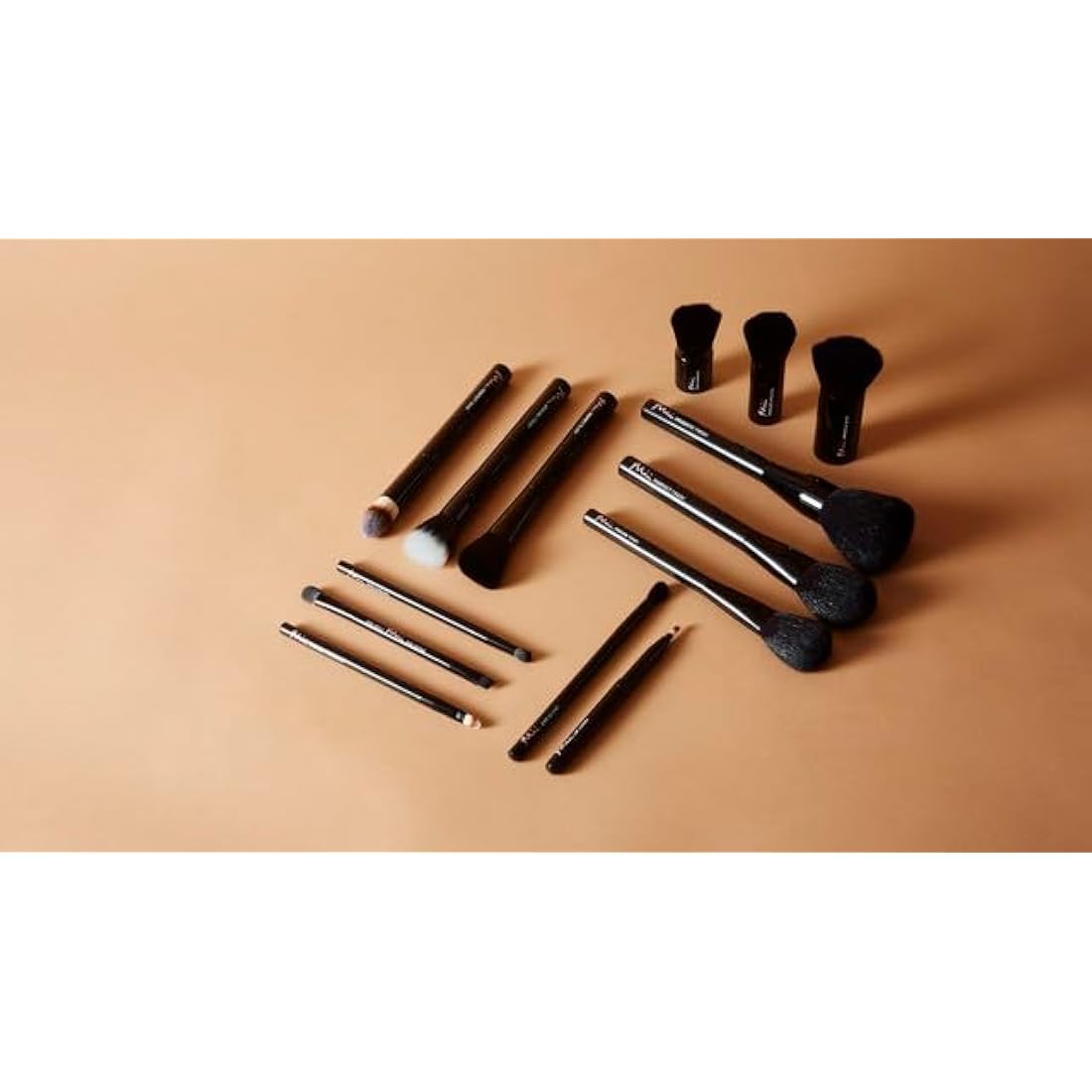 Mii Cosmetics Precise Mineral Kabuki Brush – Hand Crafted Mini Tool
