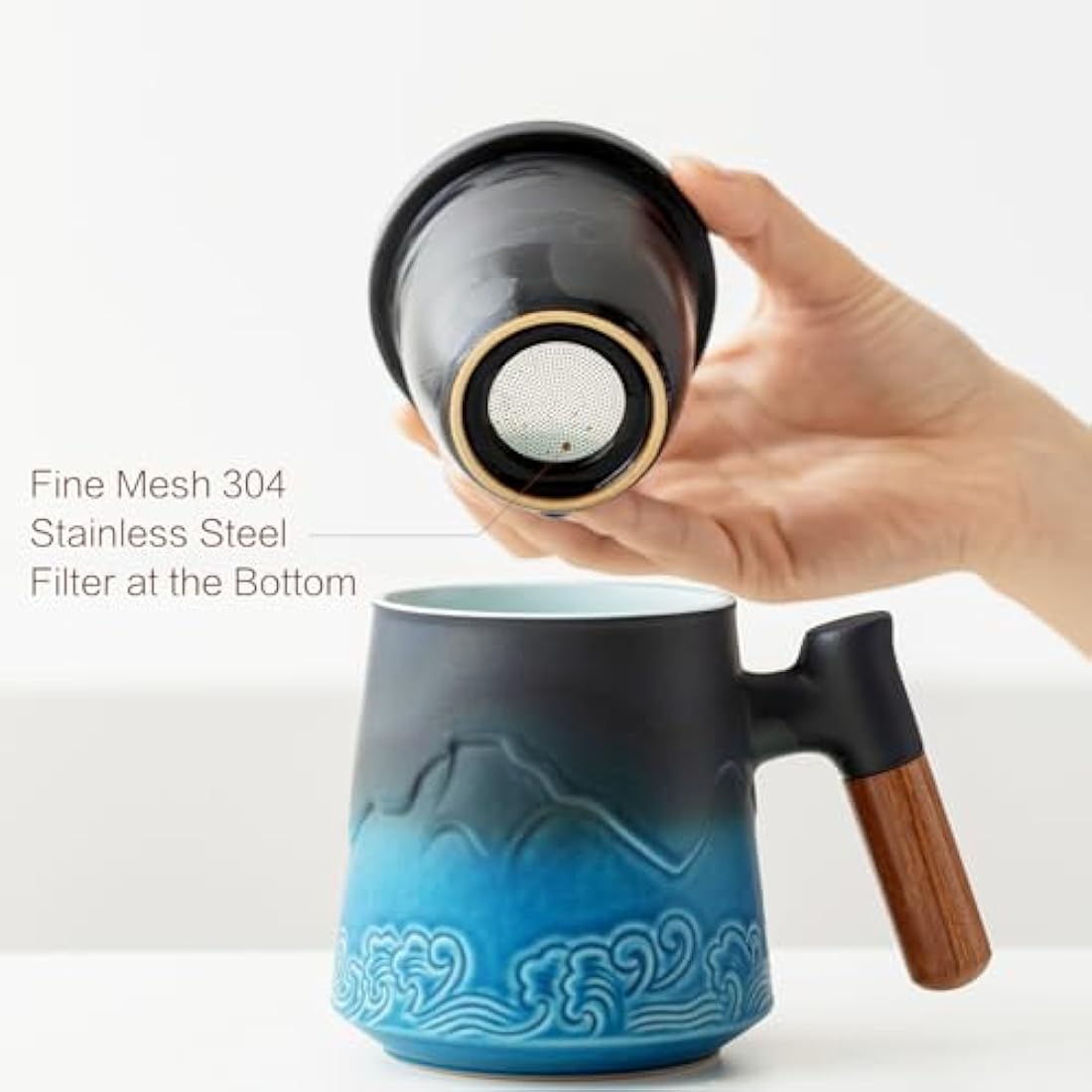 ZENS Ceramic Tea Infuser Mug with Wood Handle and Lid - 450ML Blue