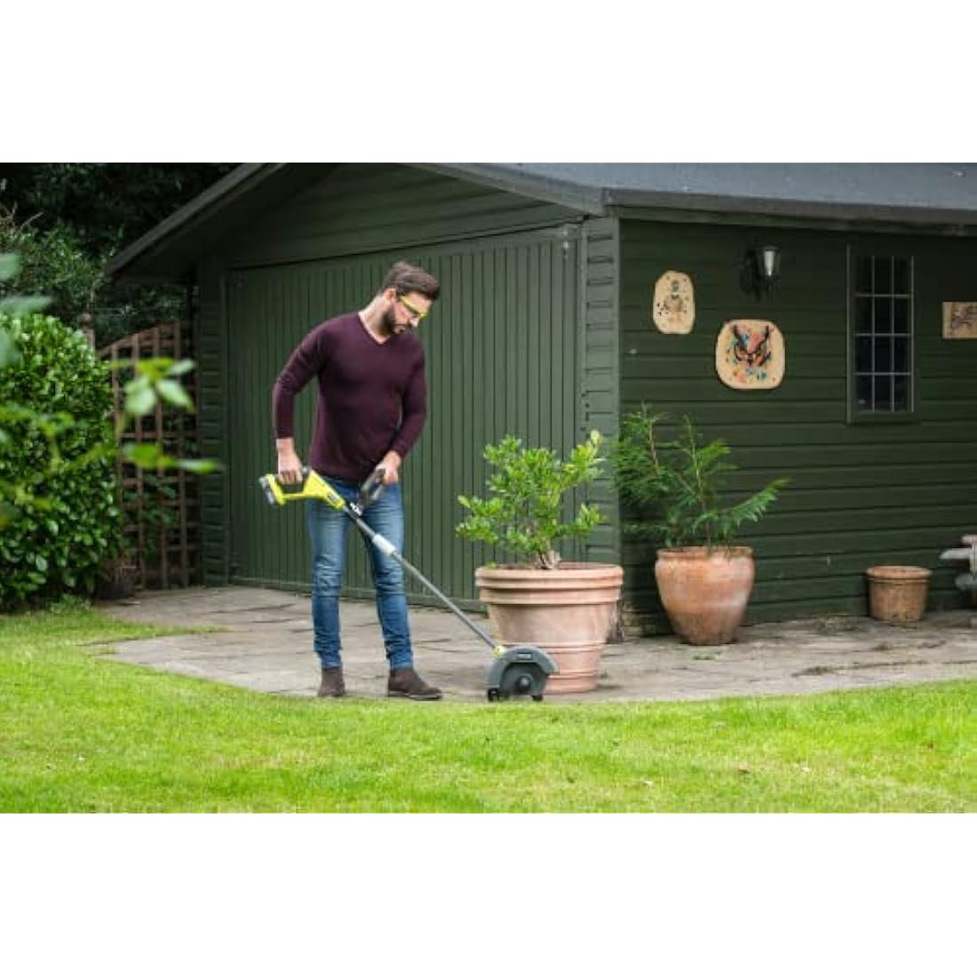 Ryobi RY18EGA-0 18V ONE+ Cordless 22cm Lawn Edger | 4-Step Height
